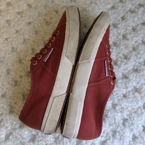 superga rust